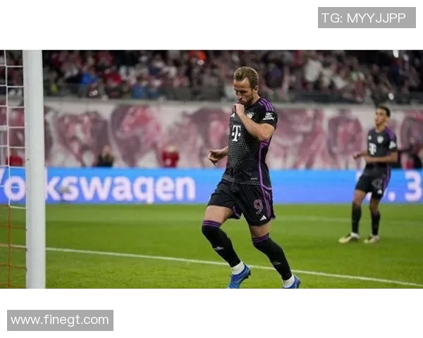 现役足球明星最受欢迎排名揭晓谁是球迷心中的最佳球员