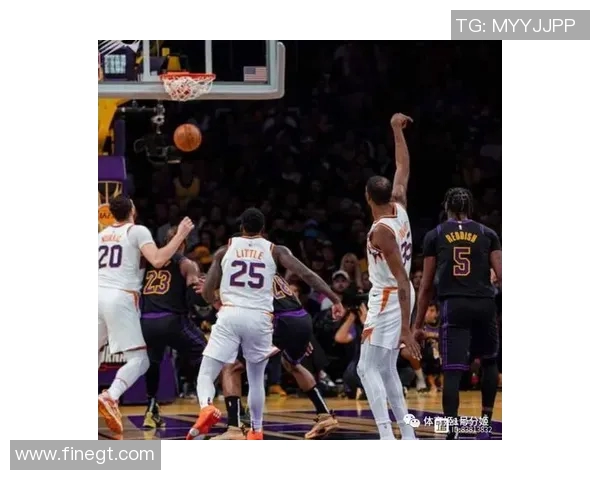 卡利亚雷与桑普的激烈对决将为球迷带来怎样的精彩瞬间与战术较量