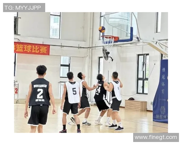 明星们观看篮球比赛时的精彩反应与真实感受分享